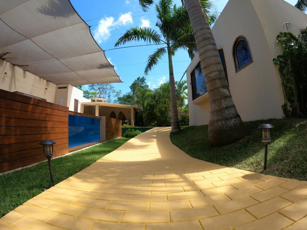 Azcapri Villa Boutique & Spa Cancun Exterior photo